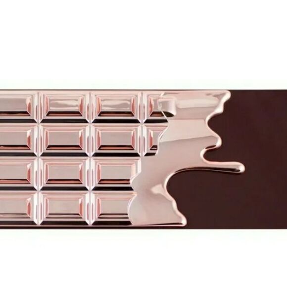 Revolution Beauty Chocolate Rose Gold Shadow Palette - Picture 7 of 8